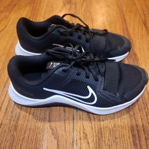 Nike Black Women's Athletic Shoes